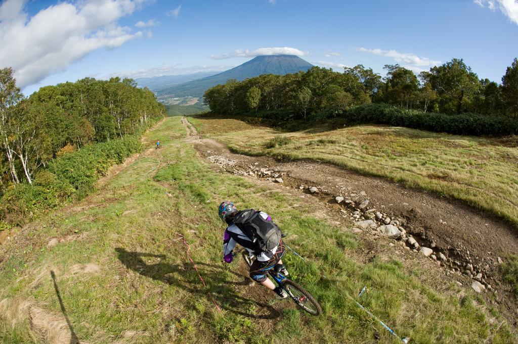 Готель Ki Niseko Куття Екстер'єр фото